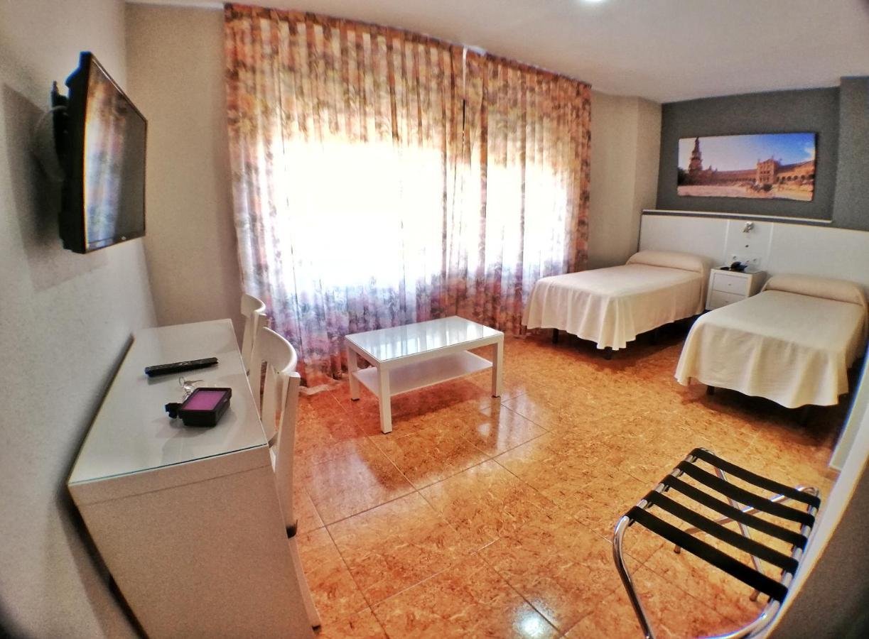 Apartamentos Resitur เซบีญา ภายนอก รูปภาพ