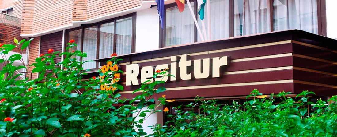 Apartamentos Resitur เซบีญา ภายนอก รูปภาพ