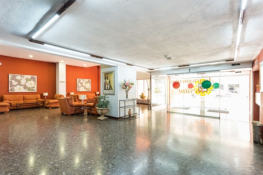 Apartamentos Resitur เซบีญา ภายนอก รูปภาพ