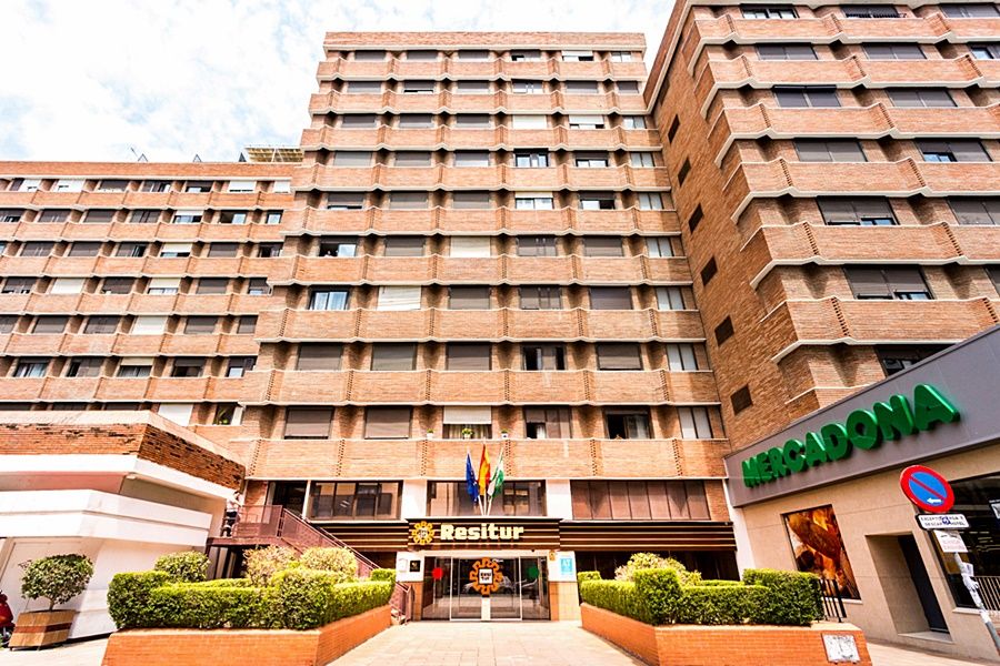 Apartamentos Resitur เซบีญา ภายนอก รูปภาพ